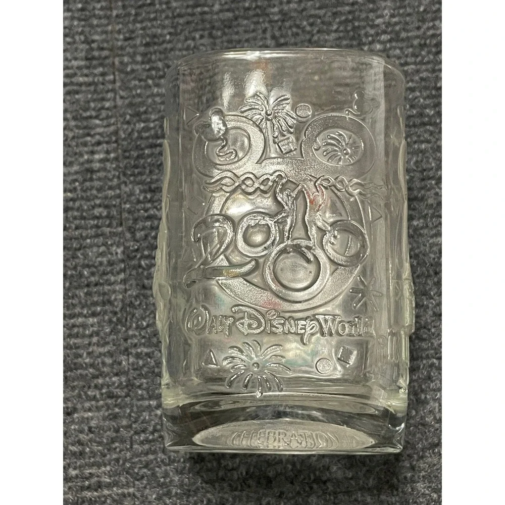 McDonalds Disney World 2000 Celebration Mickey Mouse Glass Magic Kingdom 4.5in
